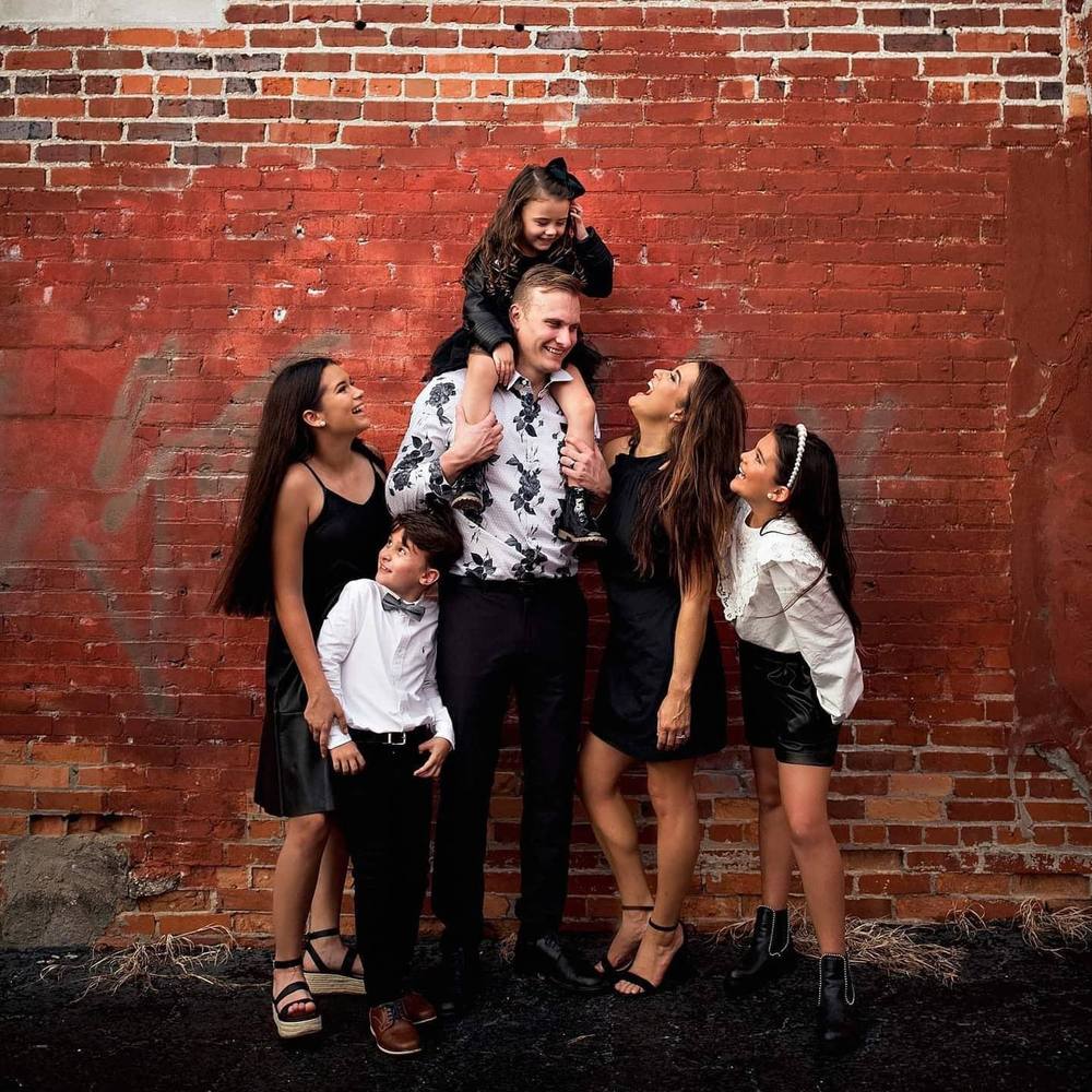 Meet your Posher, Clarissa